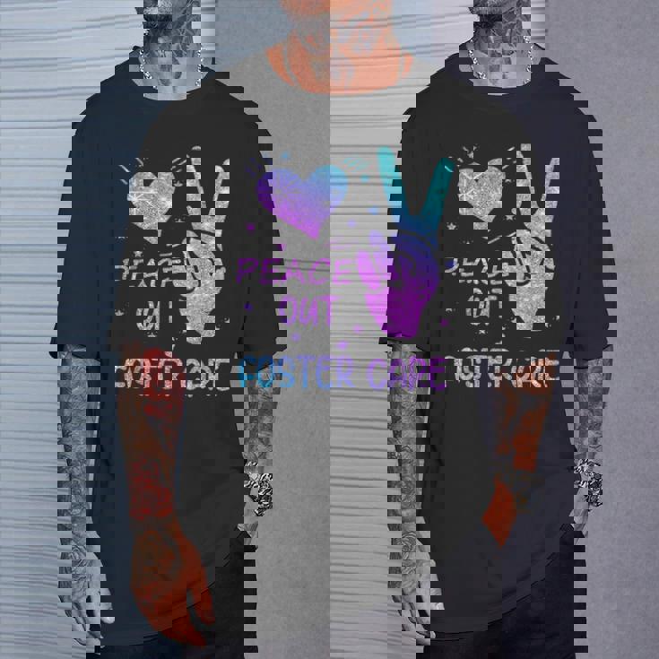 Peace Out フォスターケア 養子縁組 ごっちゃの日 2023 Tシャツ 彼への贈り物