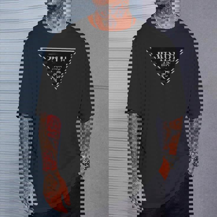 Pride プライド《三角》ロゴ【変なデザイン屋さん】ブランド パロディ 面白い Tシャツ 彼への贈り物