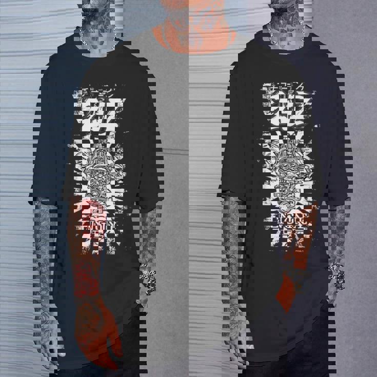 R33、Jdmカーズモータースポーツjdm車、R34、2Jzエンジン2jzターボ。 Tシャツ 彼への贈り物