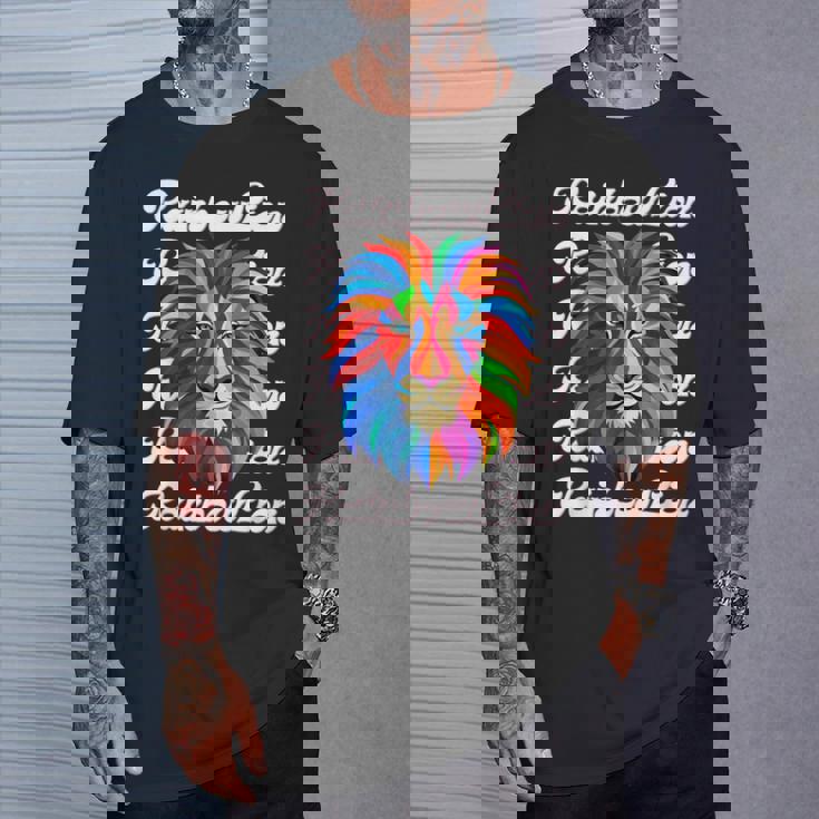 Rainbow Lion かっこいい おしゃれ ロゴ Tシャツ 彼への贈り物