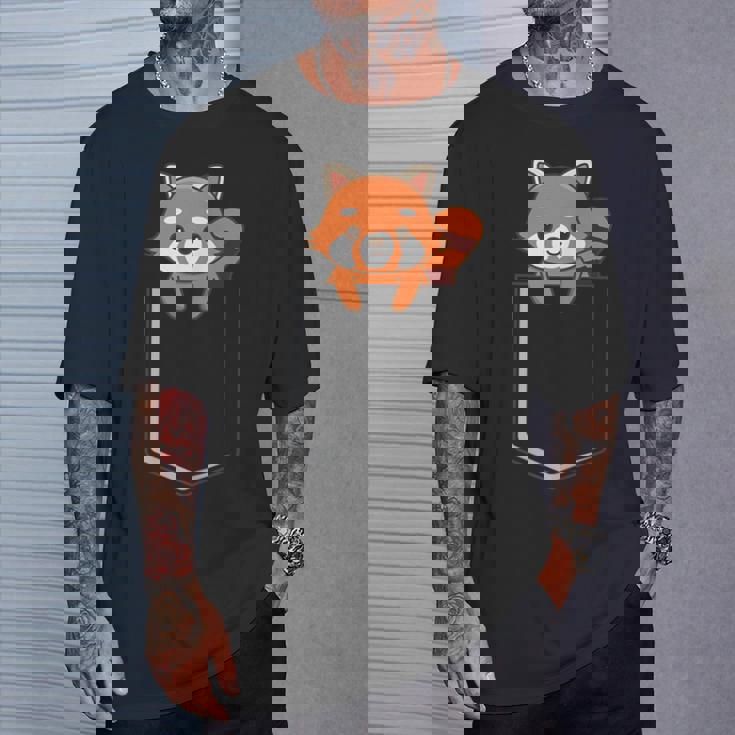 Red Panda In A Bag Cute Love レッドパンダバッグ Tシャツ 彼への贈り物