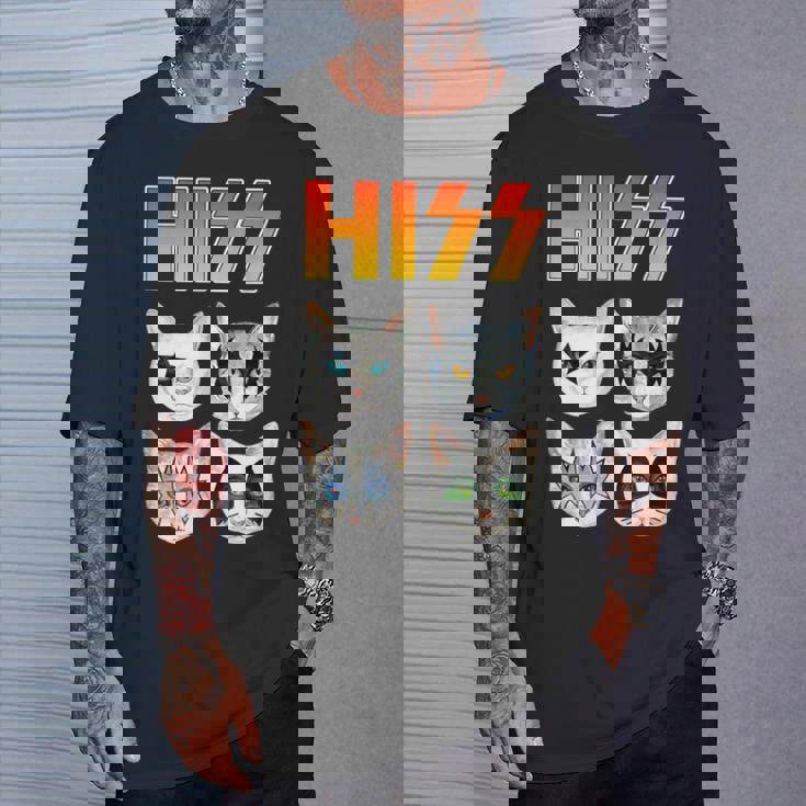 Hiss 猫 子猫 ニャー ロッカー パロディ バンド 面白い 猫好き Tシャツ 彼への贈り物