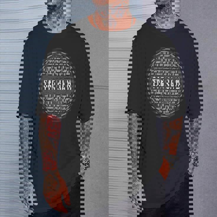 Staten Island Nyc Ny アーバンシティ グランジマンホール下水道カバー Tシャツ 彼への贈り物