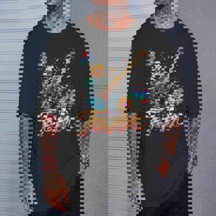 Taylor ファーストネーム I Love Taylor Birthday Girl Groovy 2010年代 Tシャツ 彼への贈り物