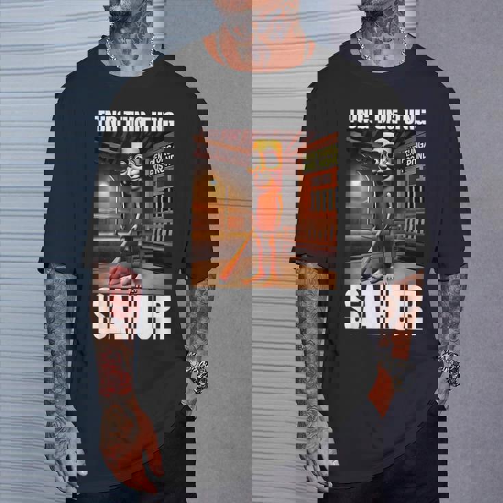 Tung Tung Tungahur-イタリアのブレインロットミーム Tシャツ 彼への贈り物