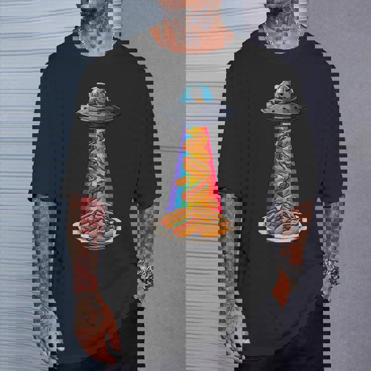 Ufo 誘拐ホットドッグ ムーンデー エイリアン 空飛ぶ円盤 ソーセージ Tシャツ 彼への贈り物