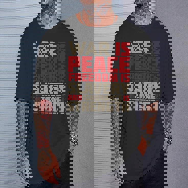 War Is Peace 引用tシャツ Tシャツ 彼への贈り物