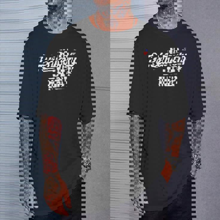 「面白いラグビー選手」と言うラグビーとの関係 Tシャツ 彼への贈り物