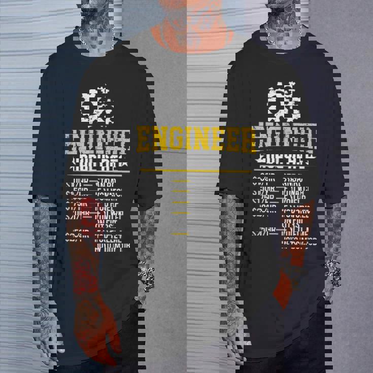 おかしいエンジニア時給工学設計労務レート Tシャツ 彼への贈り物