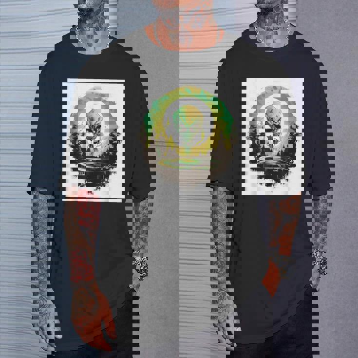 かわいいグリーンエイリアンヘッドufoスペースフェイス Tシャツ 彼への贈り物