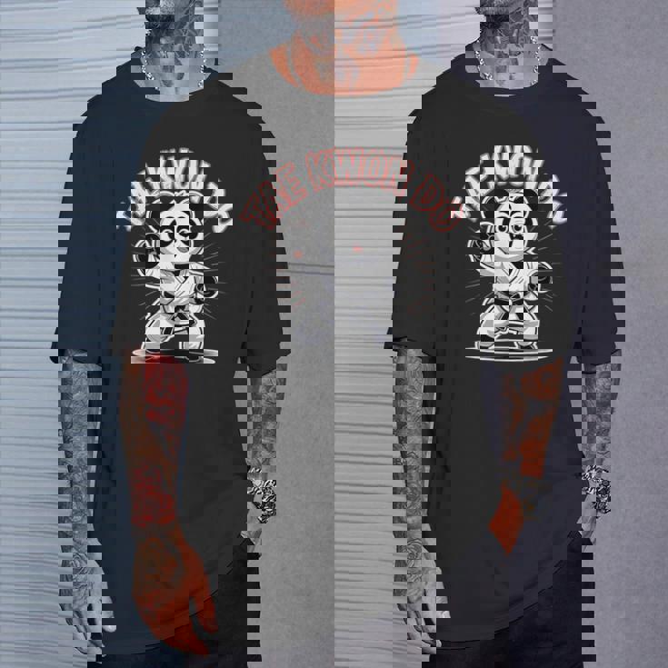 かわいいパンダのテコンドー 面白い韓国mma Tkd Tシャツ 彼への贈り物