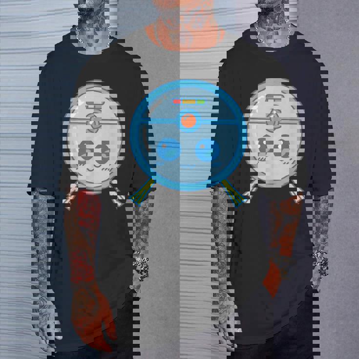 かわいいロボット掃除機掃除カワイイキッズ Tシャツ 彼への贈り物