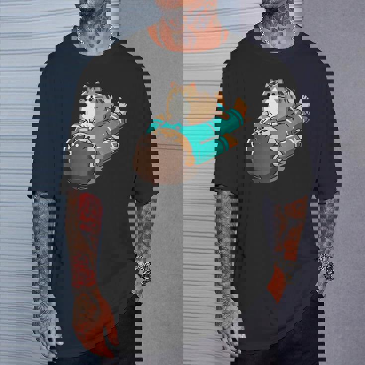 くつろぐ猫 Relaxing Cat Tシャツ 彼への贈り物