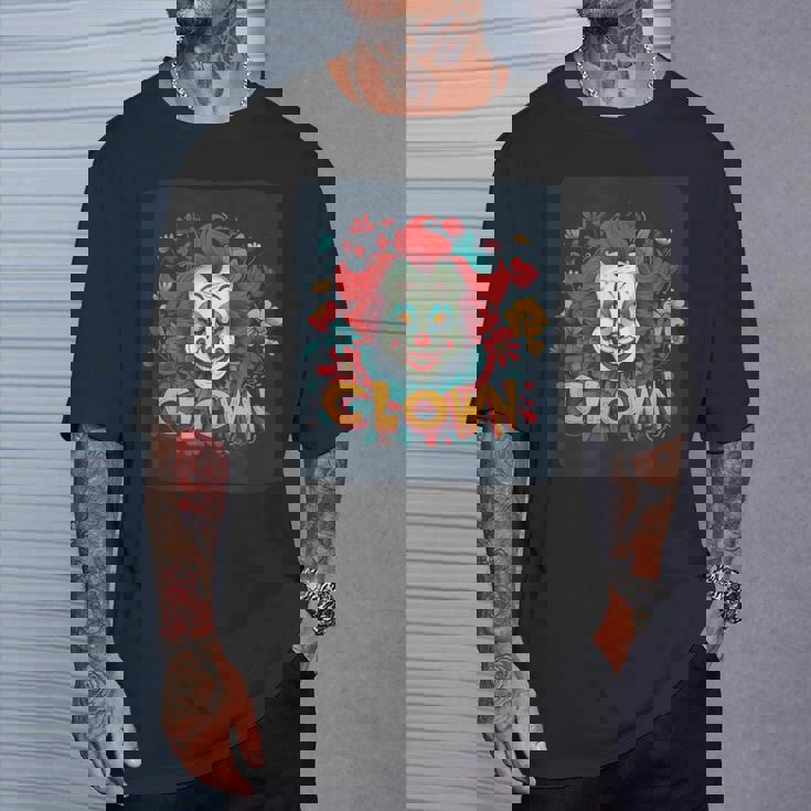 このグーフィーピエロコスチュームで一日を明るくしましょう。 Tシャツ 彼への贈り物