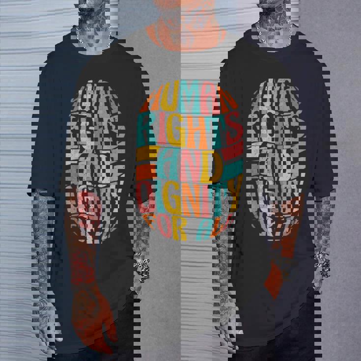 すべての人に人権と尊厳を Tシャツ 彼への贈り物