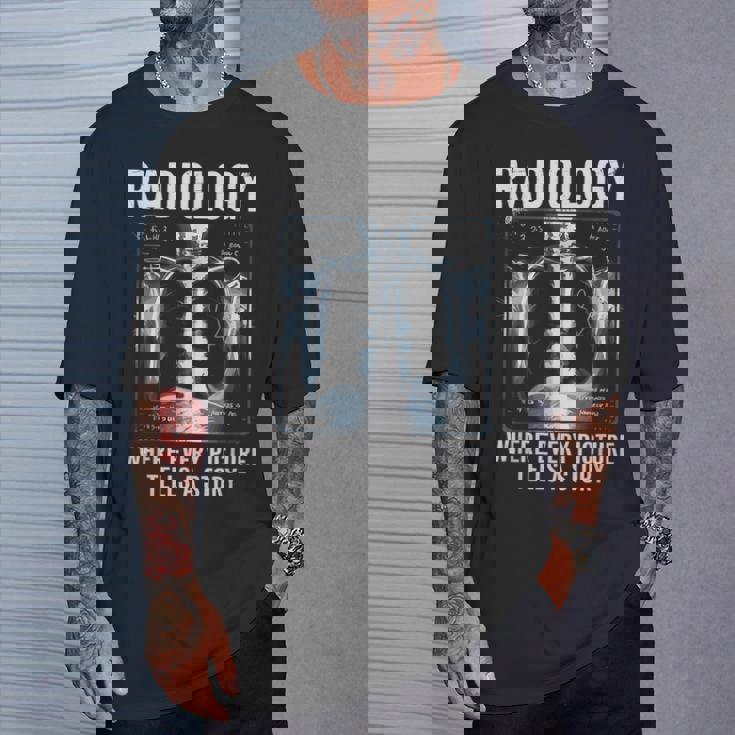 すべての写真が物語を語る放射線科医 Tシャツ 彼への贈り物