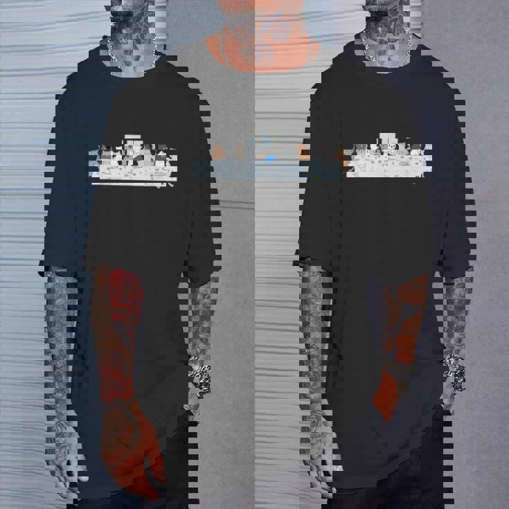 つぶ猫ちゃん最後の晩餐 おもしろ猫 Tシャツ 彼への贈り物