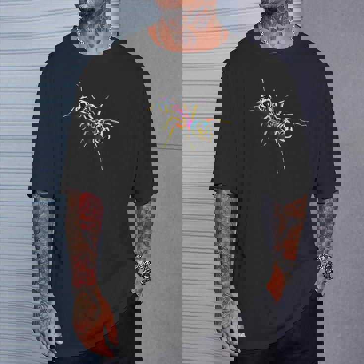 アリ 昆虫 蟻 Tシャツ 彼への贈り物