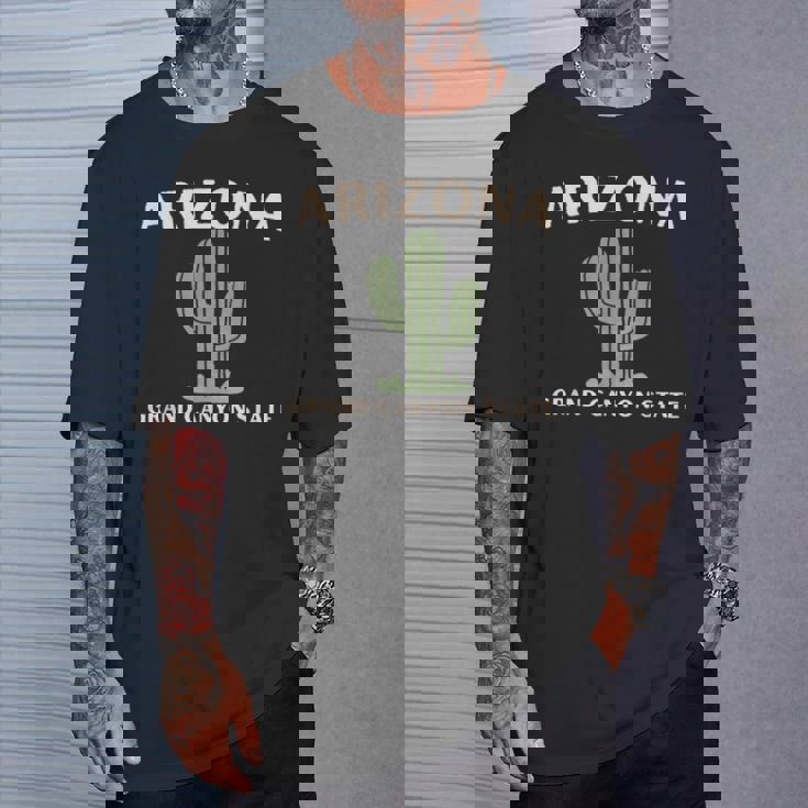 アリゾナ グランドキャニオン州立大学サグアロサボテン Tシャツ 彼への贈り物