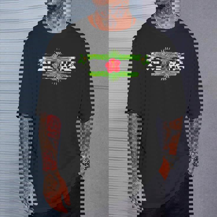 アロハ ハイビスカス フラワー トロピカルハワイアンデザイン Tシャツ 彼への贈り物