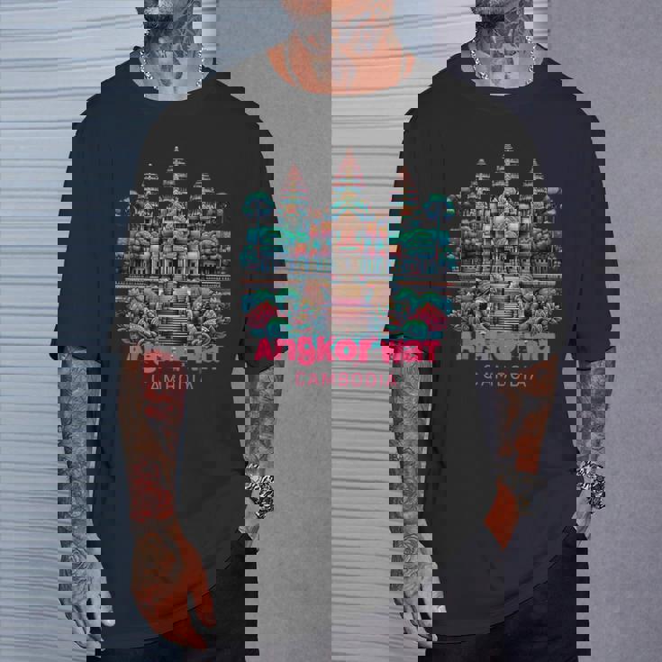 アンコールワット ヒンドゥー教寺院 シェムリアップ カンボジア Tシャツ 彼への贈り物