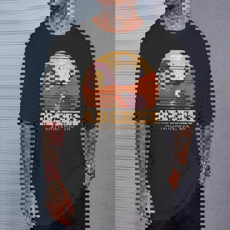 アーチーズ国立公園ユタ国立公園アーチーズ Tシャツ 彼への贈り物