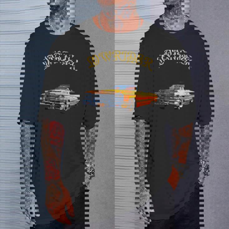 イエロー ローライダー キャデラック Tシャツ 彼への贈り物