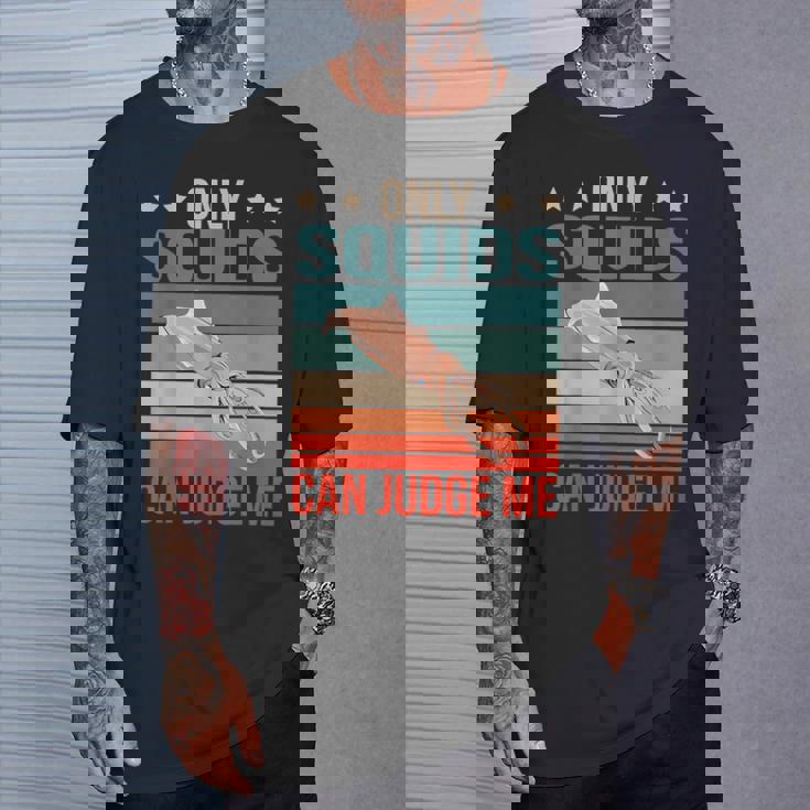 イカは私を判断できる 烏賊 イカ Tシャツ 彼への贈り物