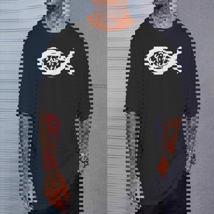 イクティス キリスト教の魚のシンボル キリスト教 聖書 キリスト教 Tシャツ 彼への贈り物