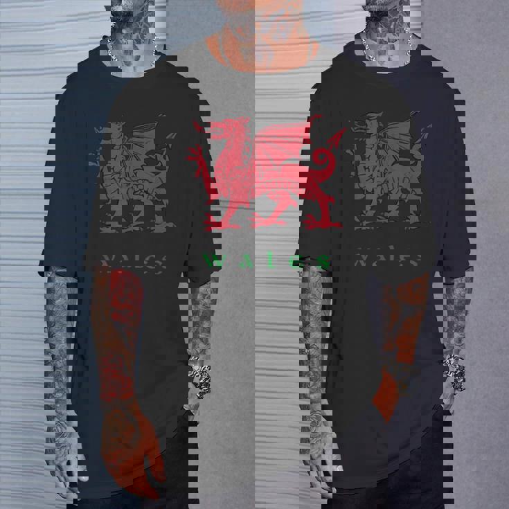 ウェールズ ウェールズ ウェールズ ドラゴン Tシャツ 彼への贈り物