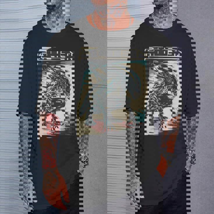エイリアンxenomorphイラストポスター。 Tシャツ 彼への贈り物