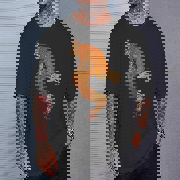 エゴン・シーレによる浮揚1915 Tシャツ 彼への贈り物