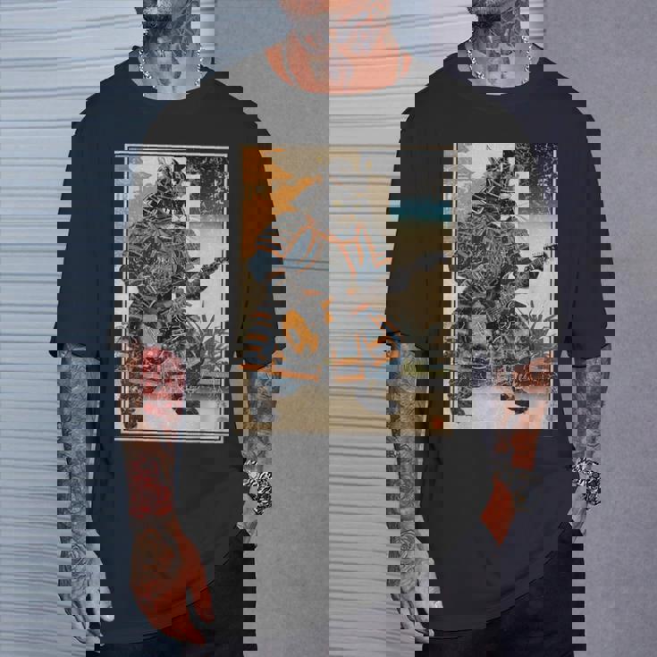 エレキギターを弾く日本の侍猫 浮世墨アート Tシャツ 彼への贈り物