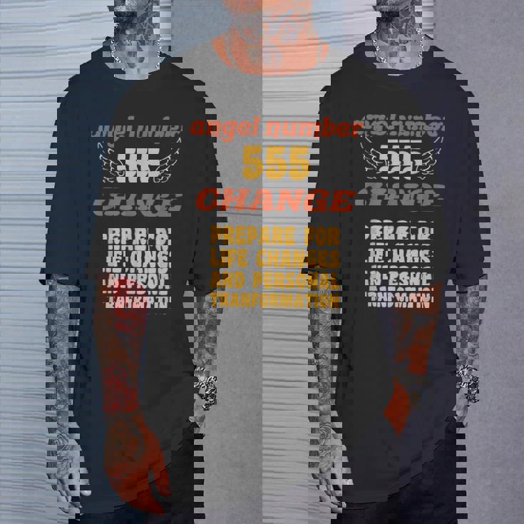 エンジェルナンバー555変更数秘術パーソナルナンバー555 Tシャツ 彼への贈り物