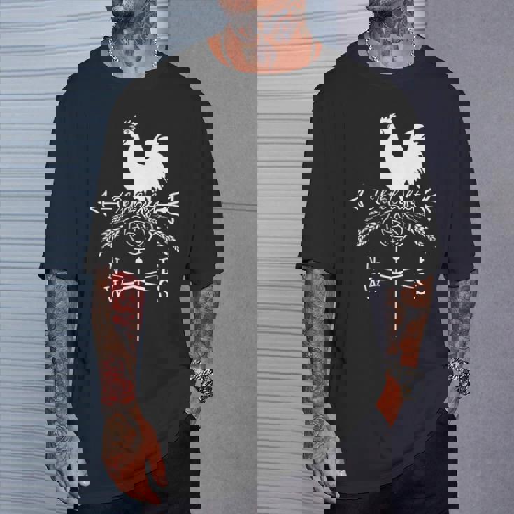 オクトーバーフェスト 風見鶏 コスチューム オンドリとプレッツェルの矢 Tシャツ 彼への贈り物