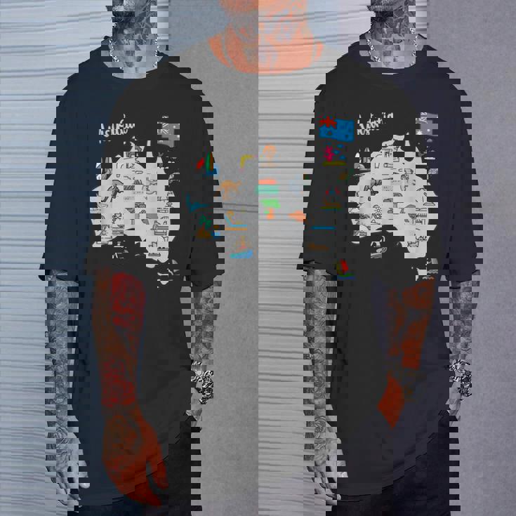 オーストラリアの地図。風景、動物、文化、シンボルのアイコン Tシャツ 彼への贈り物