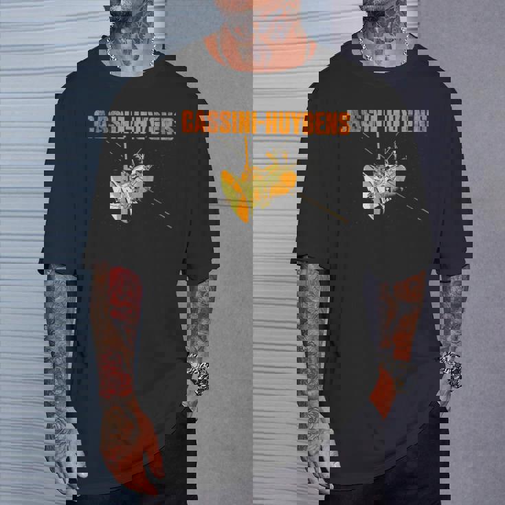 カッシーニ・ホイヘンス宇宙探査機 土星太陽系天文学 Tシャツ 彼への贈り物