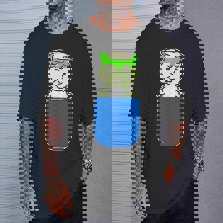 カッパ くん『いん・ざ・ぽけっと』河童【どうぶつフレンズ】きゅうり 妖怪 ゆるくて かわいい イラスト Tシャツ 彼への贈り物