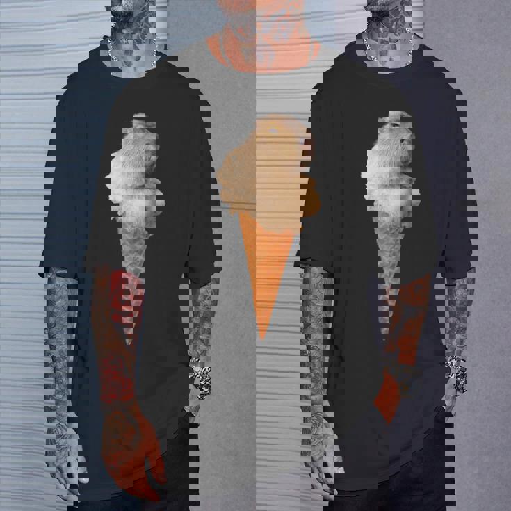 カピバラ アイスクリーム コーン おもしろ かわいい Tシャツ 彼への贈り物