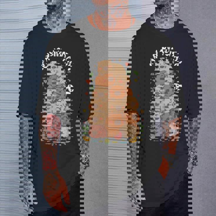 カピバラ山 かわいい 寝ているカピバラの恋人 Tシャツ 彼への贈り物