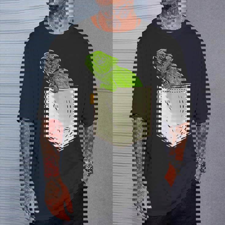 カメレオンポケットバッジ Tシャツ 彼への贈り物