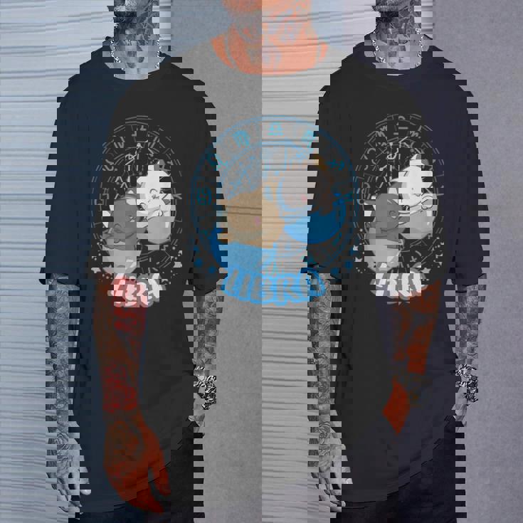 カワイイ猫占星術 星座天秤座 Tシャツ 彼への贈り物