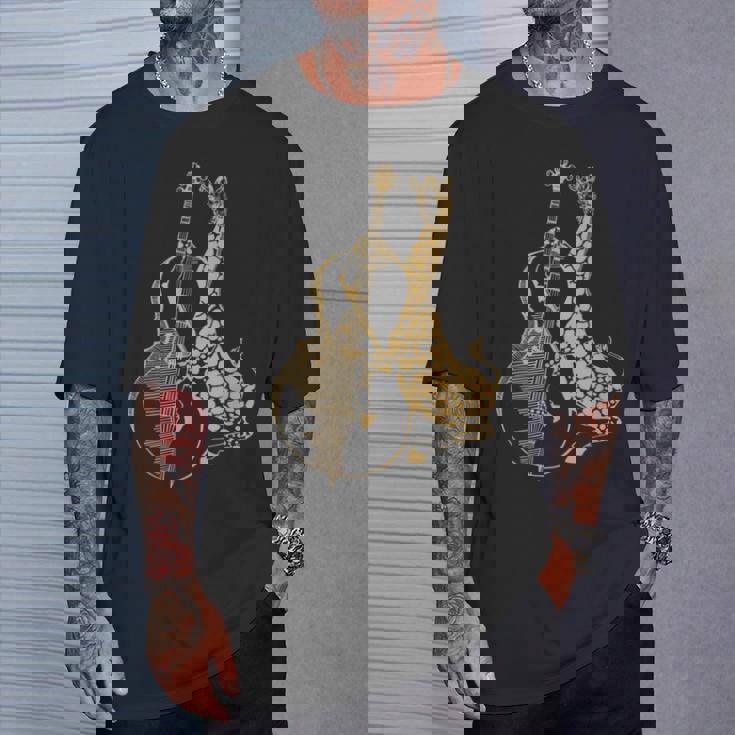 キリン 演奏 チェロ おもしろい 動物 チェリスト ロック ミュージシャン アート Tシャツ 彼への贈り物