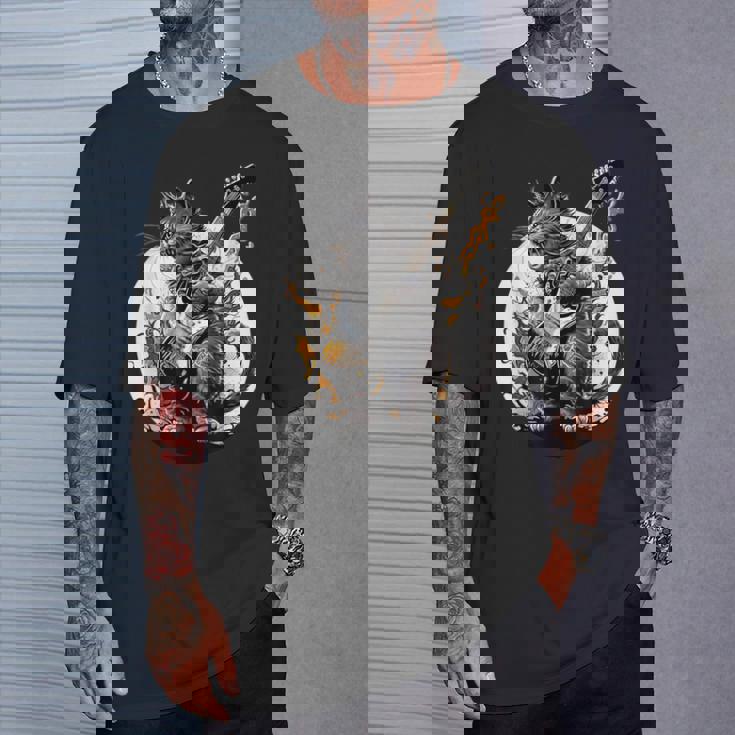 ギターを持った猫 ロックミュージックキャット ヘヴィメタルキャット Tシャツ 彼への贈り物