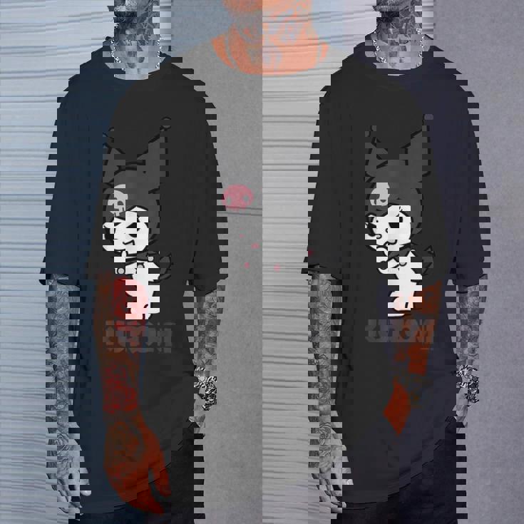 クロミ Usデザイン ふりむき Tシャツ 彼への贈り物