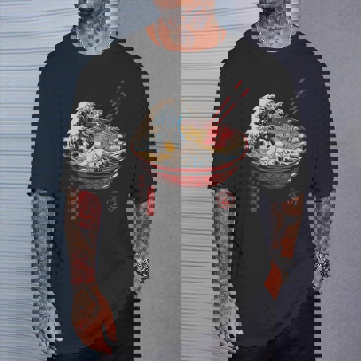 グレートラーメンウェーブ らーめんと波）Ｔシャツ Tシャツ 彼への贈り物