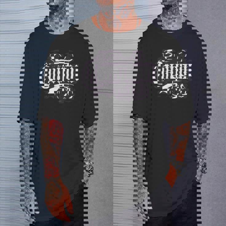 コンプトン 西海岸 ギャングスタ ラップ スタイル 03 Tシャツ 彼への贈り物