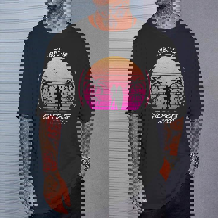 ゴールドコースト クイーンズランド州 オーストラリア サーフィン ギフト ヤシの木 スポーツ お土産 Tシャツ 彼への贈り物