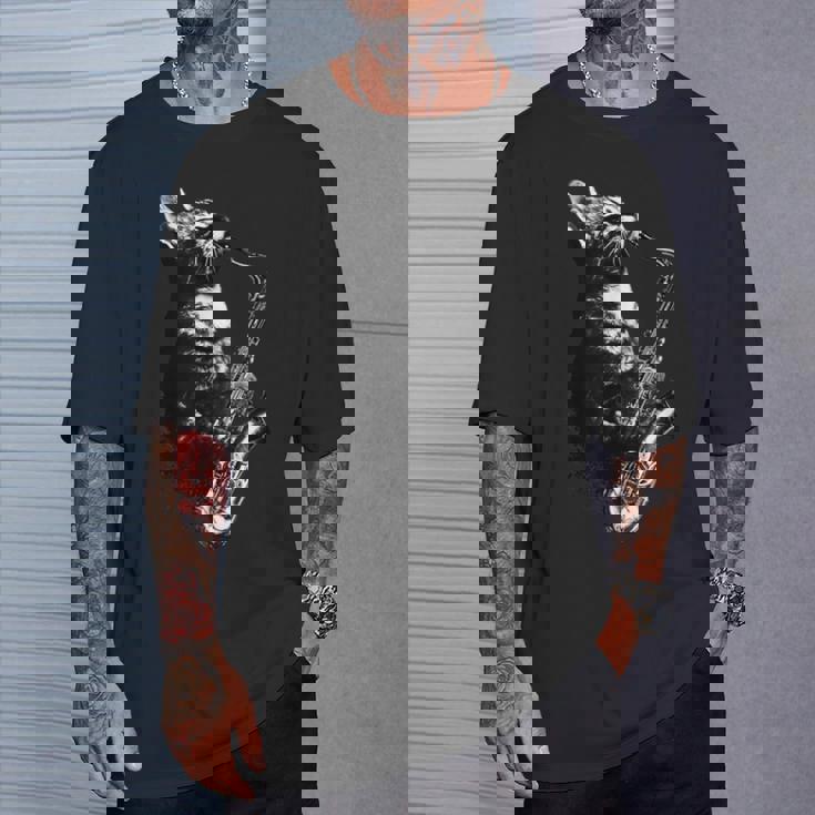 サックスを奏でる猫 面白い猫 ジャズ サックス 音楽 サックス Tシャツ 彼への贈り物