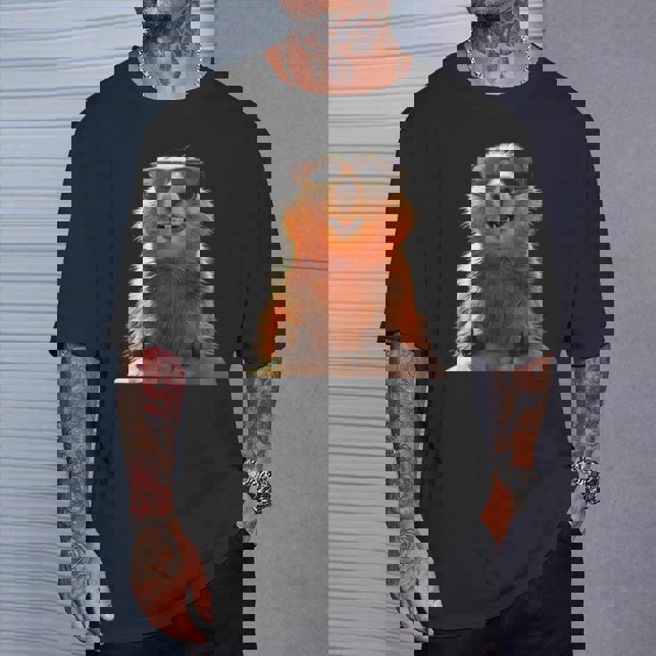 サングラスをかけたマーモット 齧歯類 地リス マーモット Tシャツ 彼への贈り物